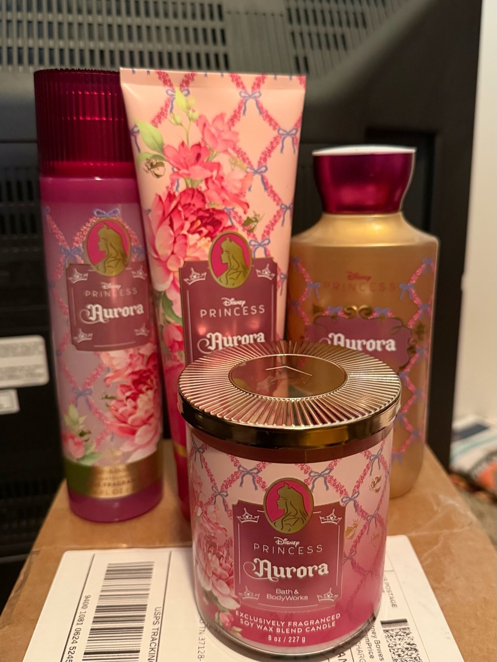 Bath & body works Aurora Disney candle fragrance mist body wash cream bundle set - Picture 2 of 2